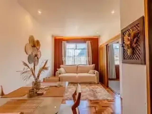 Apartamento 1 quarto e 1 banheiro, à venda, no bairro Alto em Teresópolis