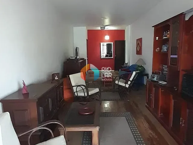 Apartamento com 135m² 3 quartos e 3 banheiros, à venda, no bairro Laranjeiras em Rio de Janeiro