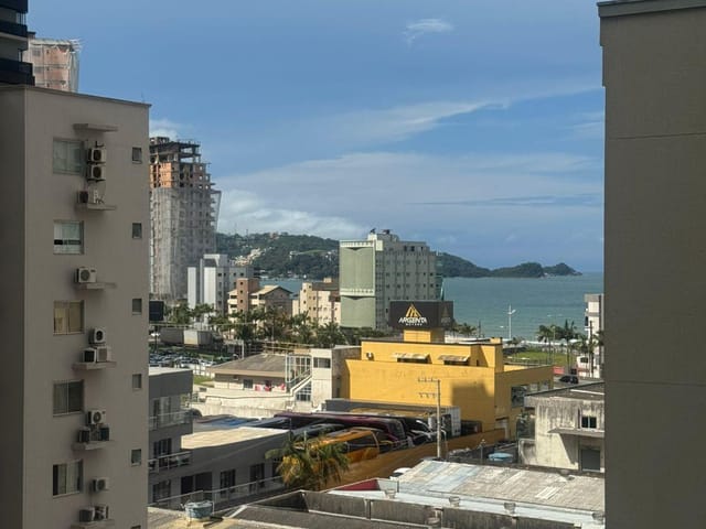 Apartamento com 110m² 2 quartos e 3 banheiros, à venda, no bairro Morretes em Itapema