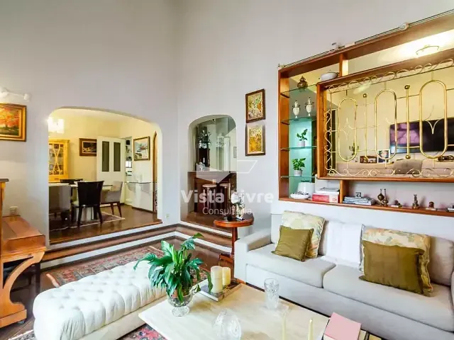 Apartamento com 220m² 4 quartos e 3 banheiros, à venda, no bairro Indianópolis em São Paulo