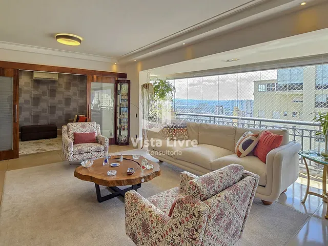 Apartamento com 172m² 3 quartos e 4 banheiros, à venda, no bairro Vila Romana em São Paulo