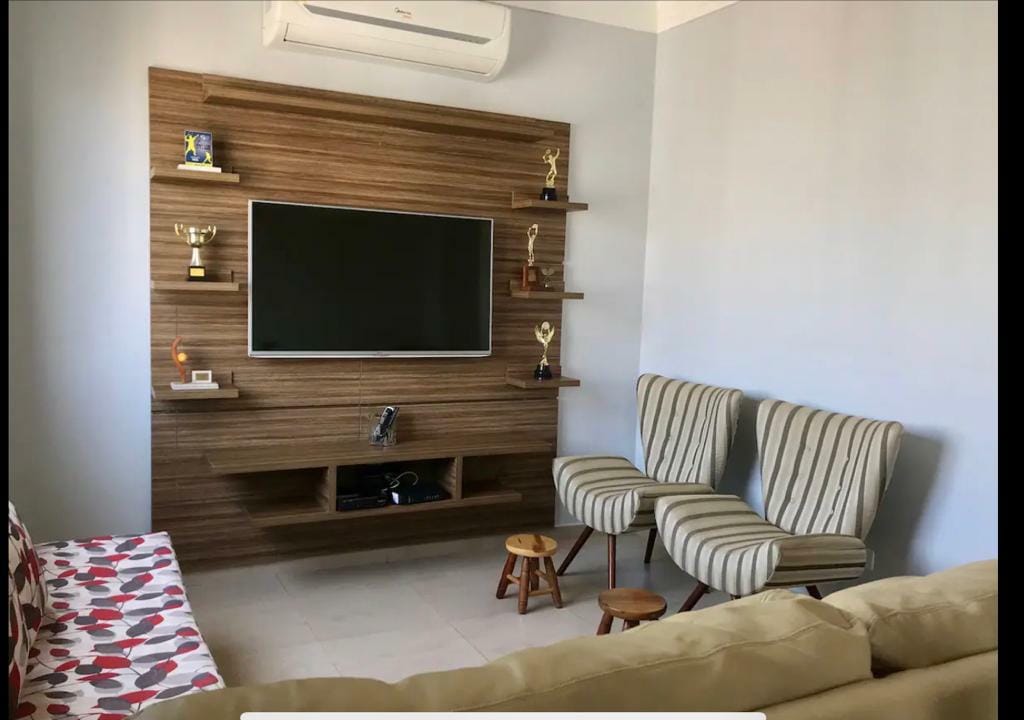 Apartamento à venda 2 Quartos, 1 Suite, 2 Vagas, Pitangueiras, Guarujá - SP 
