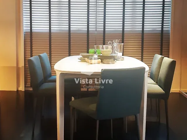 Apartamento com 200m² 2 quartos e 3 banheiros, à venda, no bairro Indianópolis em São Paulo