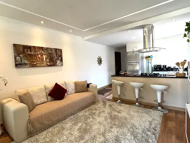 Apartamento 1 quarto e 1 banheiro, à venda, no bairro Alto em Teresópolis