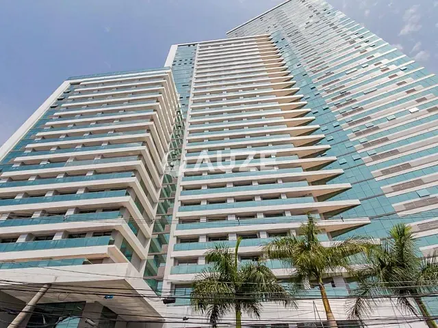 Apartamento com 80m², à venda, no bairro Centro em Curitiba