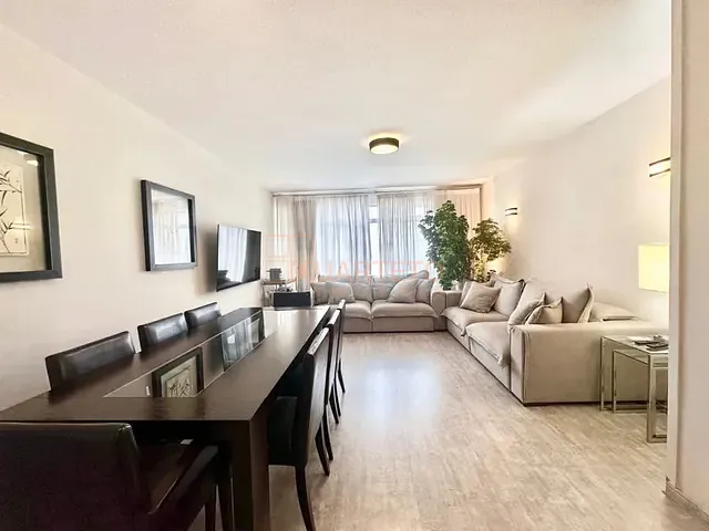 Apartamento 3 quartos e 3 banheiros, à venda, no bairro Jardim Paulistano em São Paulo