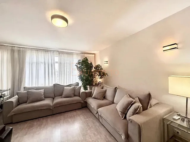 Apartamento 3 quartos e 3 banheiros, à venda, no bairro Jardim Paulistano em São Paulo