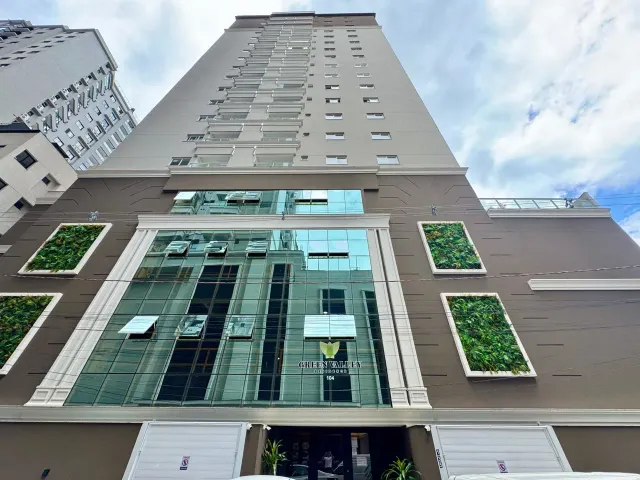 Apartamento com 107m² 2 quartos e 3 banheiros, à venda, no bairro Morretes em Itapema