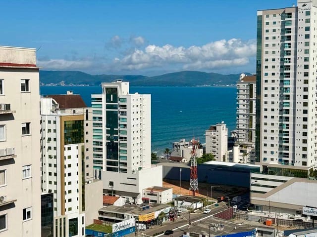 Apartamento com 107m² 2 quartos e 3 banheiros, à venda, no bairro Morretes em Itapema