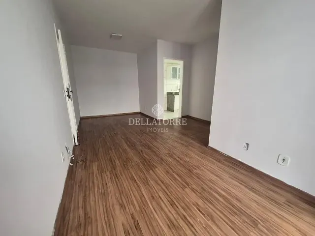 Apartamento 2 quartos e 1 banheiro, para alugar, no bairro Prata em Teresópolis
