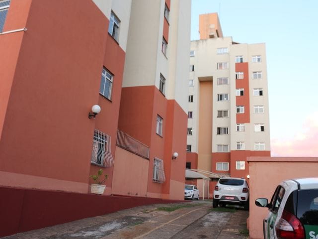Apartamento com 526m² 3 quartos e 1 banheiro, à venda, no bairro Santa Mônica em Belo Horizonte