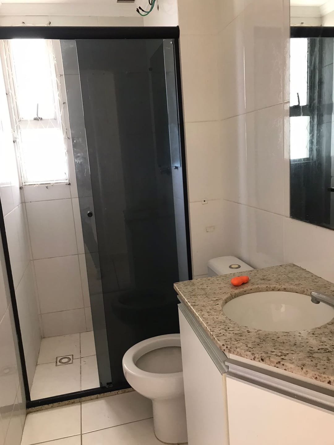 Apartamento de 3 quartos, 1 banho , 1 vaga, perto do Posto de Saúde, com piscina e quadras, à venda, Santa Mônica, Belo Horizonte, MG. Documentação toda ok. miniatura 23