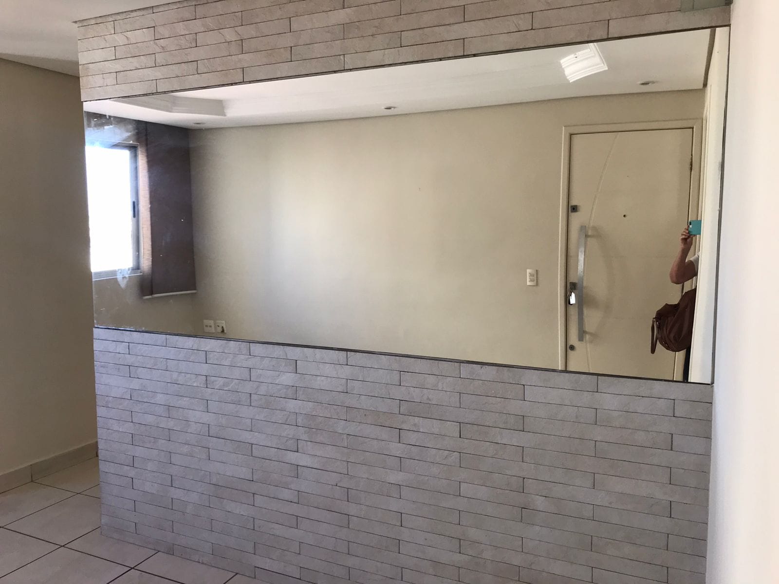 Apartamento de 3 quartos, 1 banho , 1 vaga, perto do Posto de Saúde, com piscina e quadras, à venda, Santa Mônica, Belo Horizonte, MG. Documentação toda ok. miniatura 34