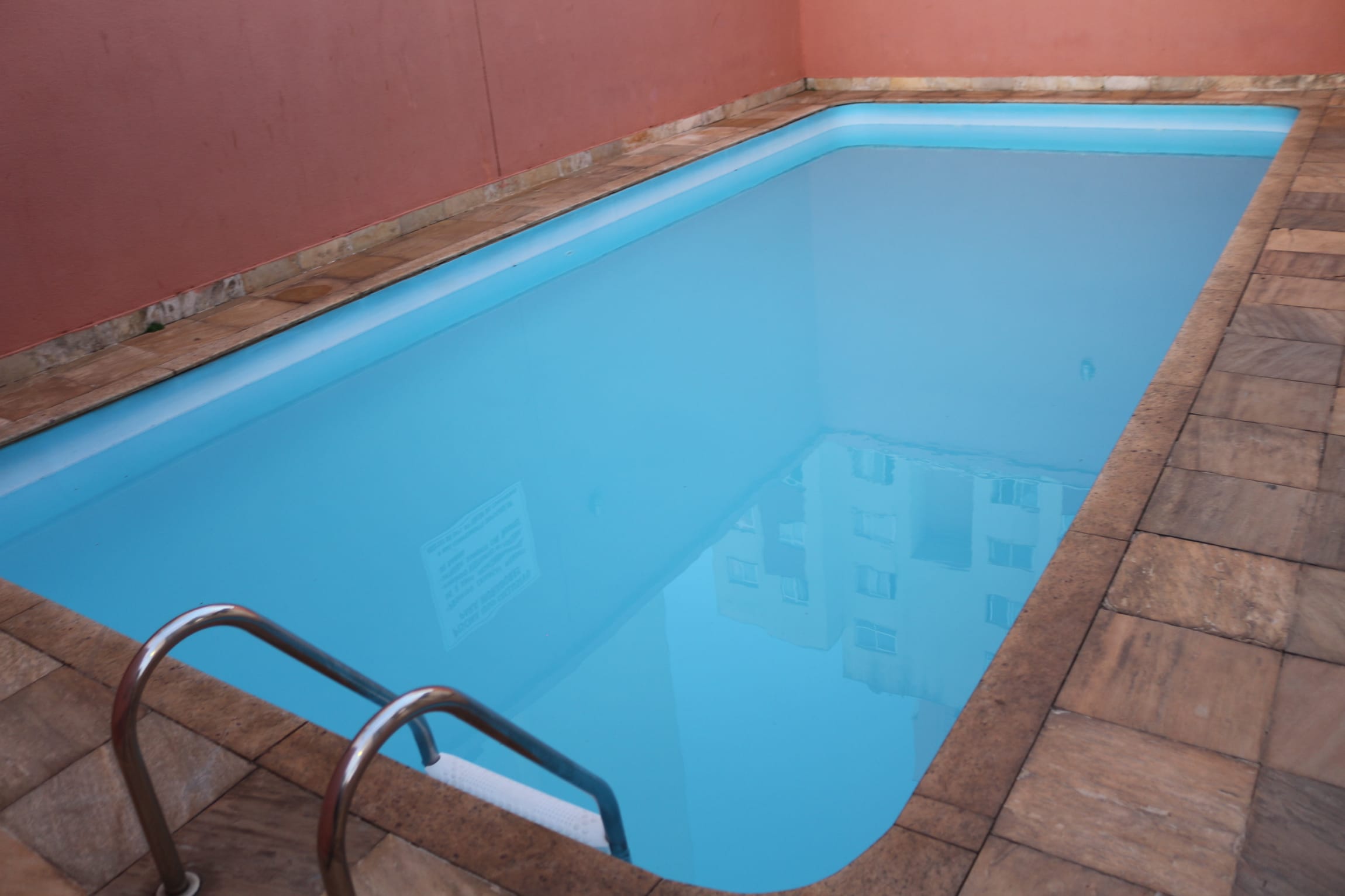 Apartamento de 3 quartos, 1 banho , 1 vaga, perto do Posto de Saúde, com piscina e quadras, à venda, Santa Mônica, Belo Horizonte, MG. Documentação toda ok. miniatura 10