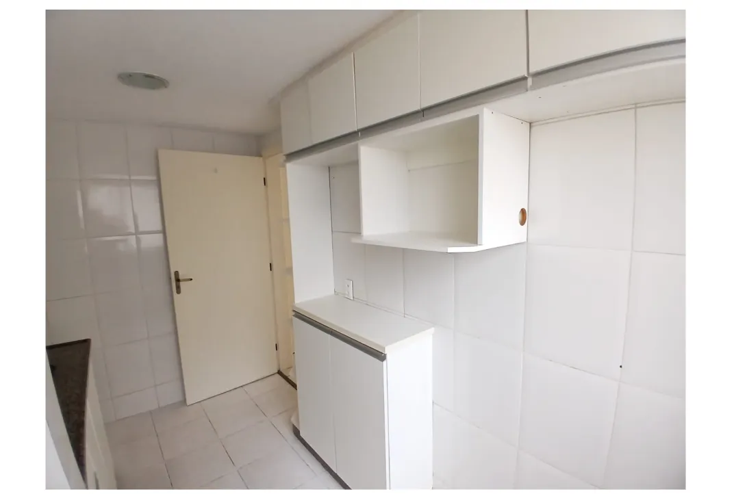 Apartamento de 3 quartos, 1 banho , 1 vaga, perto do Posto de Saúde, com piscina e quadras, à venda, Santa Mônica, Belo Horizonte, MG. Documentação toda ok. miniatura 43