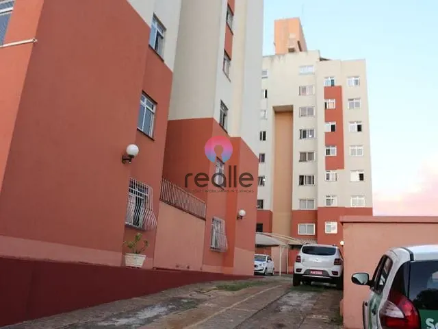 Apartamento com 526m² 3 quartos e 1 banheiro, à venda, no bairro Santa Mônica em Belo Horizonte