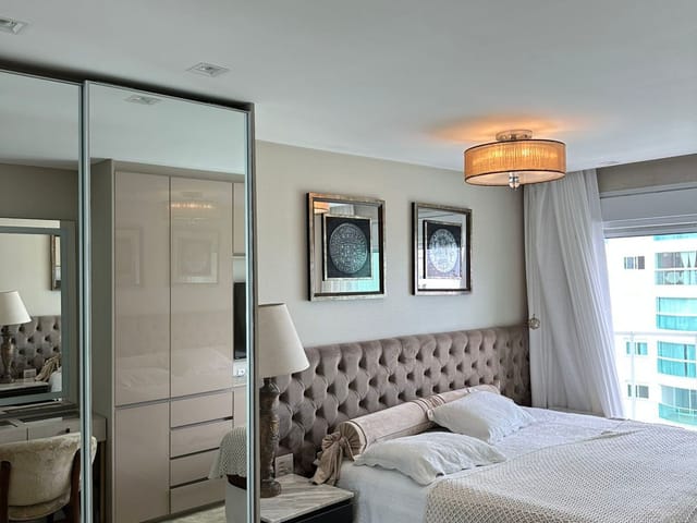 Apartamento com 160m² 3 quartos e 4 banheiros, à venda, no bairro Praia Brava de Itajaí em Itajaí