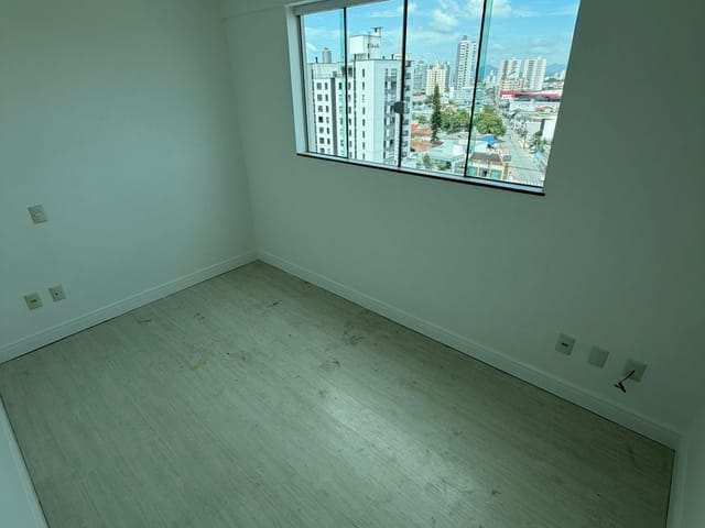 Apartamento com 126m² 3 quartos e 2 banheiros, à venda, no bairro Centro em Itajaí
