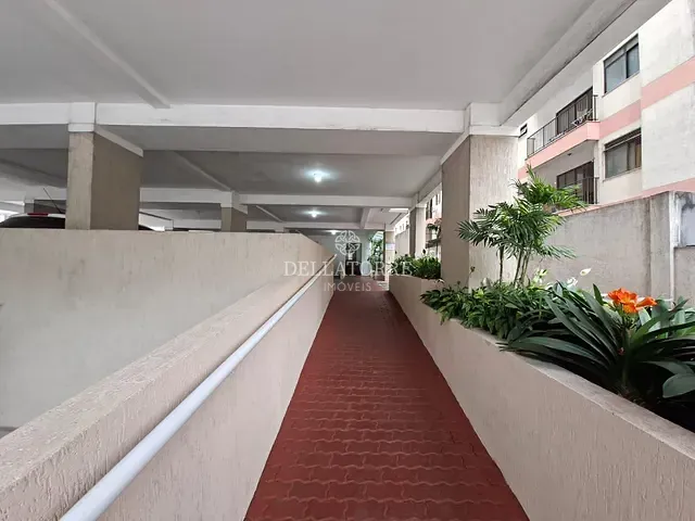 Apartamento 1 quarto e 1 banheiro, à venda ou para alugar, no bairro Várzea em Teresópolis