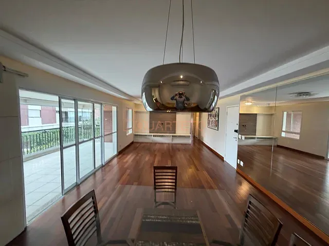 Apartamento 3 quartos e 5 banheiros, para alugar, no bairro Água Branca em São Paulo