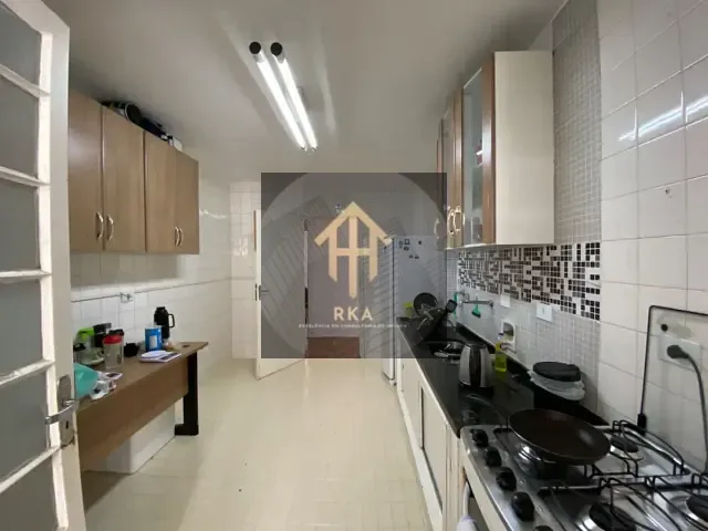 Apartamento 3 quartos e 3 banheiros, à venda, no bairro Vila Nova Conceição em São Paulo