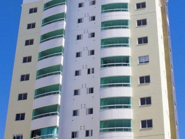 Apartamento com 126m² 3 quartos e 2 banheiros, à venda, no bairro Centro em Balneário Camboriú