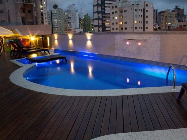 Apartamento com 126m² 3 quartos e 2 banheiros, à venda, no bairro Centro em Balneário Camboriú