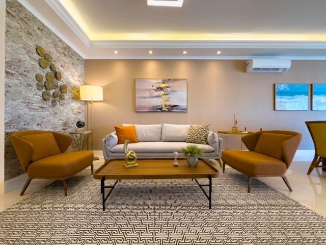 Apartamento com 304m² 4 quartos e 5 banheiros, à venda, no bairro Meia Praia em Itapema