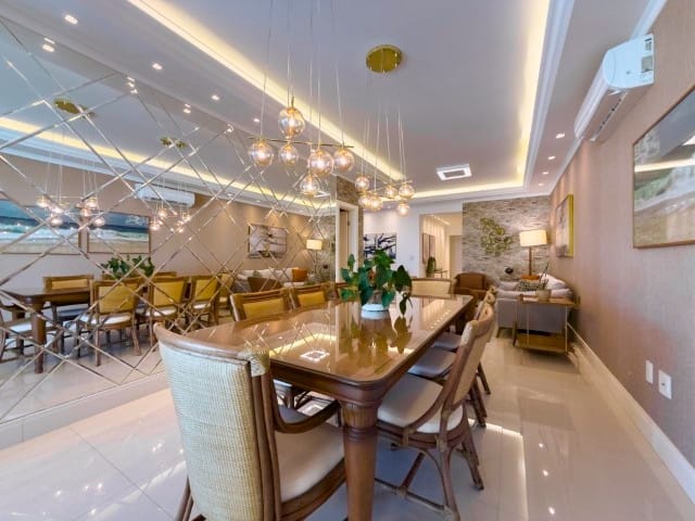 Apartamento com 304m² 4 quartos e 5 banheiros, à venda, no bairro Meia Praia em Itapema
