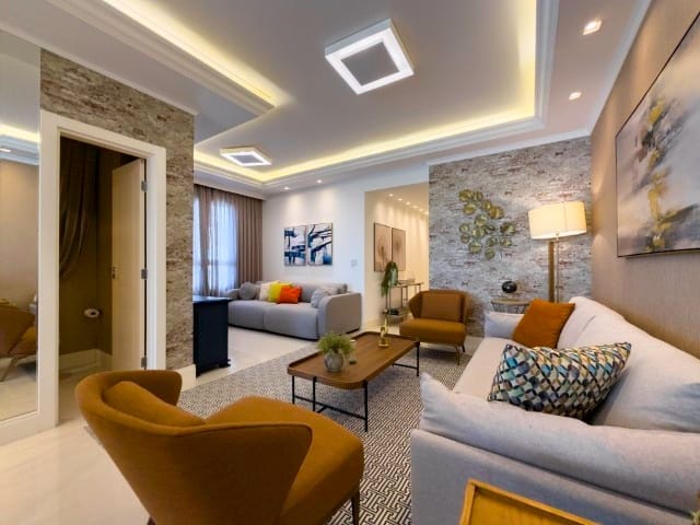 Apartamento com 304m² 4 quartos e 5 banheiros, à venda, no bairro Meia Praia em Itapema