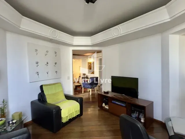Apartamento com 210m² 3 quartos e 5 banheiros, à venda, no bairro Indianópolis em São Paulo