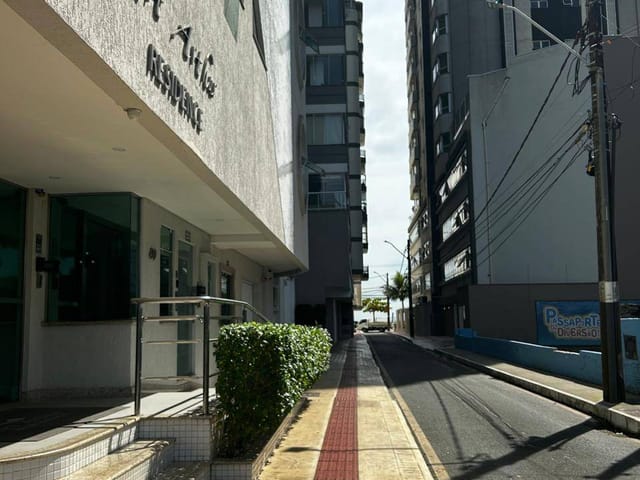 Apartamento com 128m² 3 quartos e 4 banheiros, à venda, no bairro Centro em Balneário Camboriú