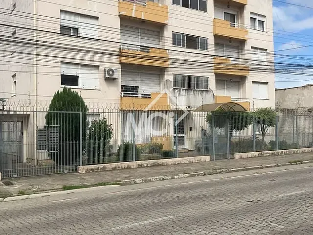 Apartamento 3 quartos e 2 banheiros, à venda, no bairro Centro em Pelotas