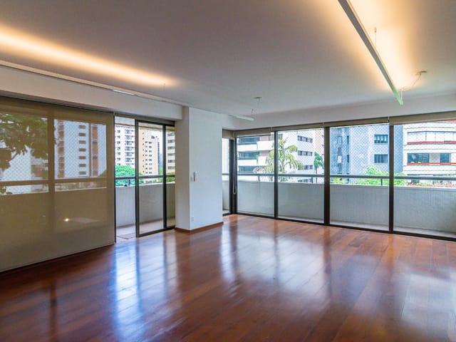 Apartamento com 287m² 3 quartos e 5 banheiros, à venda, no bairro Aclimação em São Paulo