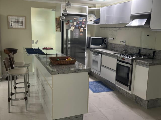 Apartamento com 165m² 3 quartos e 2 banheiros, à venda, no bairro Perequê em Porto Belo
