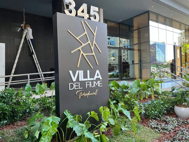 Apartamento com 132m² 3 quartos e 4 banheiros, à venda, no bairro Meia Praia em Itapema