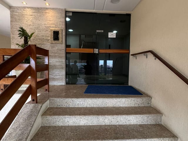 Apartamento com 190m² 3 quartos e 2 banheiros, à venda, no bairro Meia Praia em Itapema