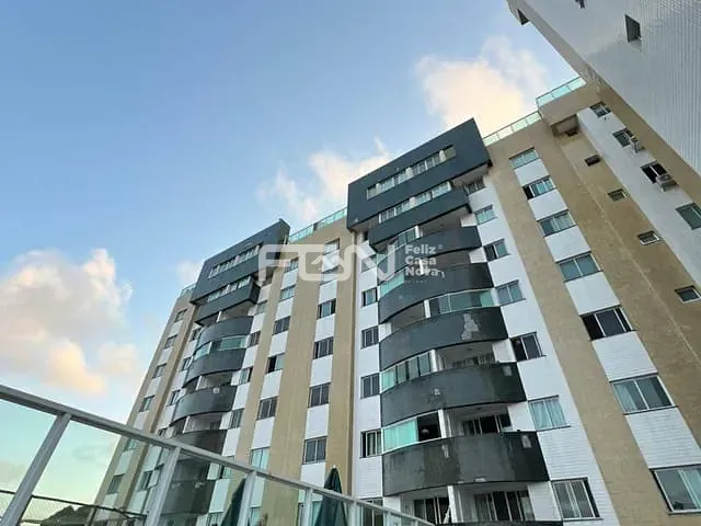 Apartamento 3 quartos e 3 banheiros, à venda, no bairro Pitangueiras em Lauro de Freitas