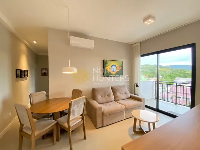 Apartamento 2 quartos e 2 banheiros, à venda, no bairro Cachoeira do Bom Jesus em Florianópolis