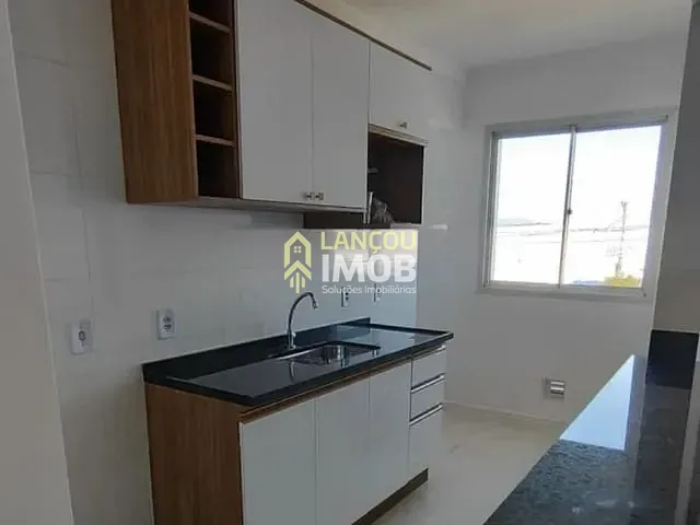 Apartamento 2 quartos e 1 banheiro, à venda, no bairro Loteamento Parque Industrial em Jundiaí