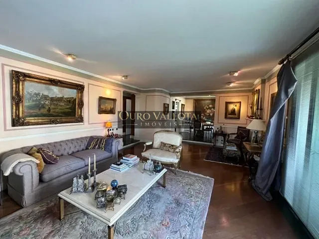 Apartamento com 220m², para alugar, no bairro Itaim Bibi em São Paulo