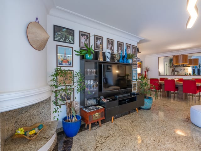 Apartamento com 313m² 3 quartos e 3 banheiros, à venda, no bairro Real Parque em São Paulo