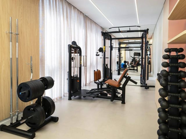 Apartamento com 135m² 3 quartos e 4 banheiros, à venda, no bairro Meia Praia em Itapema