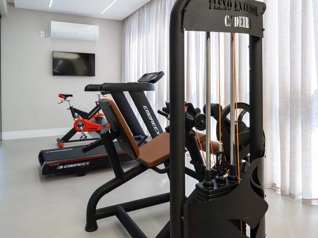 Apartamento com 135m² 3 quartos e 4 banheiros, à venda, no bairro Meia Praia em Itapema