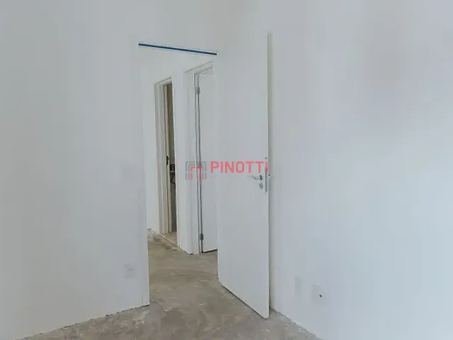 Apartamento 2 quartos e 2 banheiros, à venda, no bairro Vila Curuçá em Santo André