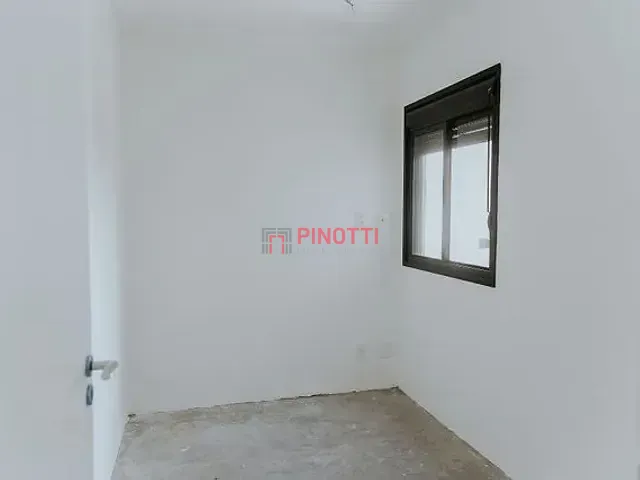 Apartamento 2 quartos e 2 banheiros, à venda, no bairro Vila Curuçá em Santo André
