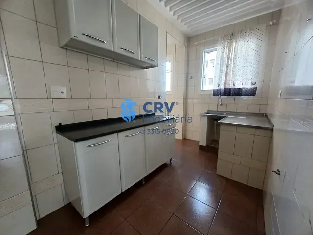 Apartamento com 99m² 3 quartos e 1 banheiro, à venda ou para alugar, no bairro Centro em Londrina