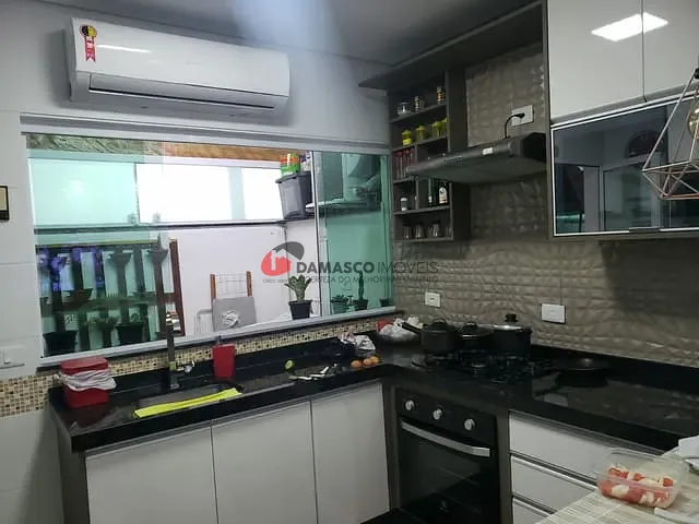Apartamento 2 quartos e 1 banheiro, à venda, no bairro Santa Maria em Santo André