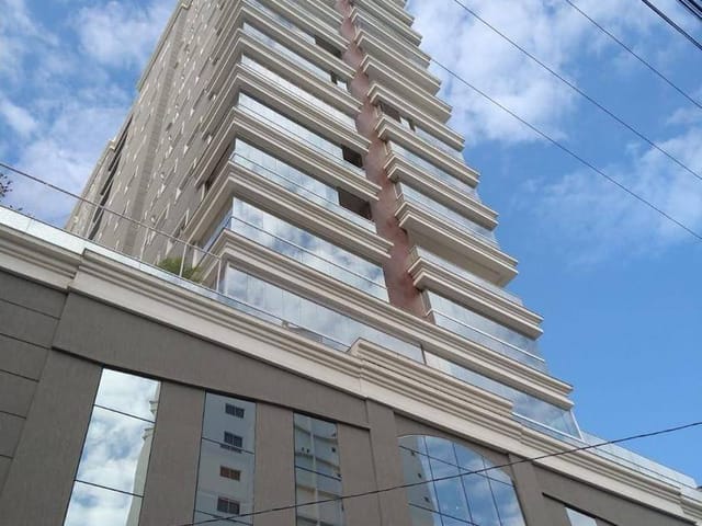 Apartamento com 281m² 3 quartos e 4 banheiros, à venda, no bairro Meia Praia em Itapema
