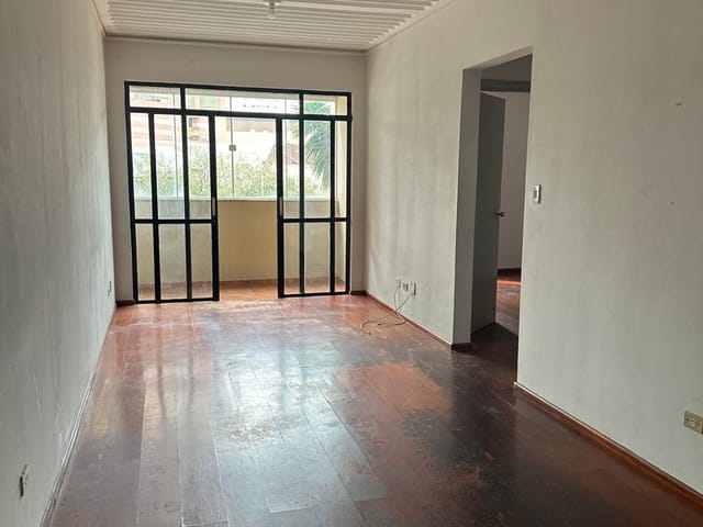 Foto do Apartamento - Ed. Regina Izabel - Apartamento à venda com 2 dormitórios - Centro, Londrina, PR | Premier Imóveis